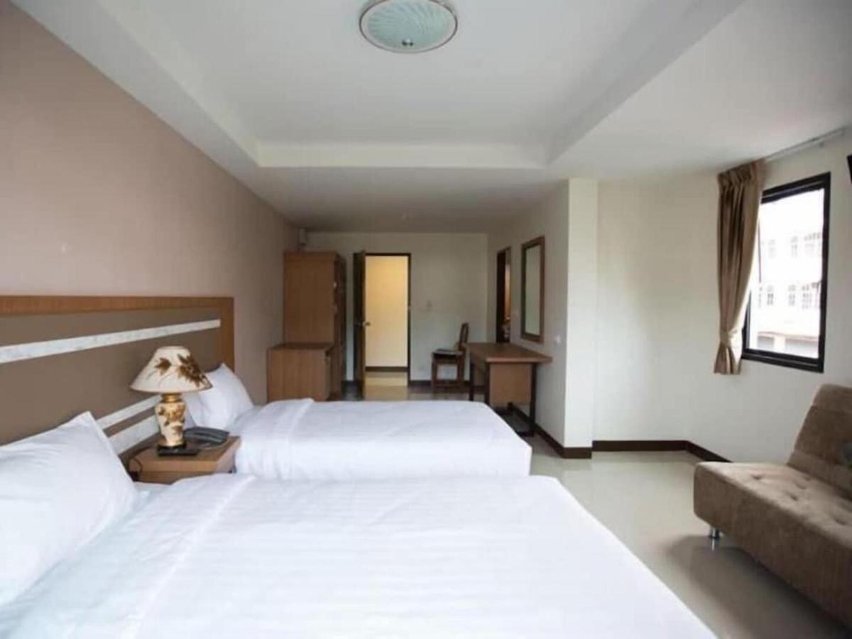 Patong V Hotel Exterior photo